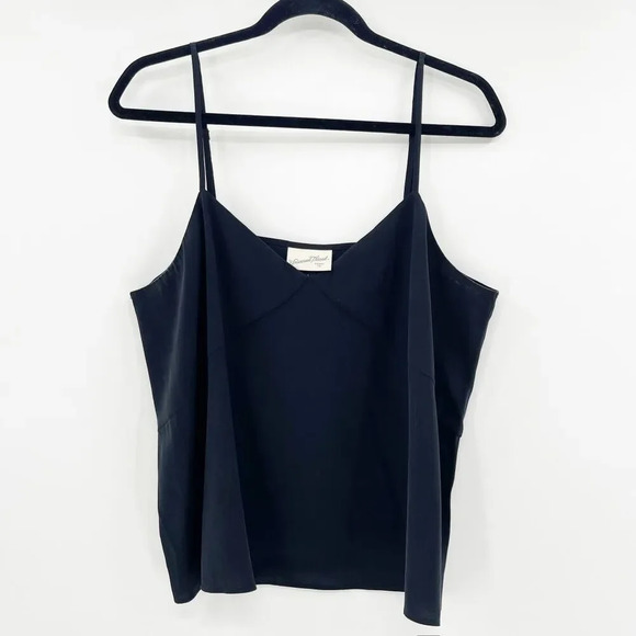 Universal Thread Cami Tank Top Womens Size M Black V Neck Soft Lightweight - Picture 1 of 4